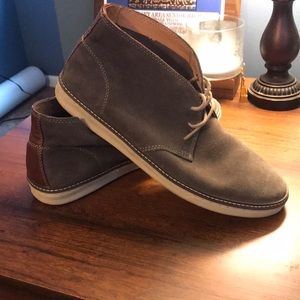 Grey suede Johnston & Murphy chukka boots